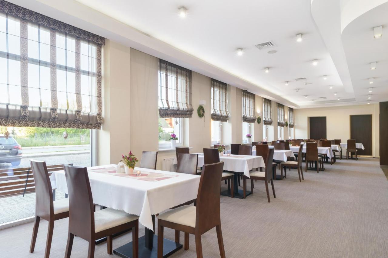 Hotel Safir Poznan Ngoại thất bức ảnh