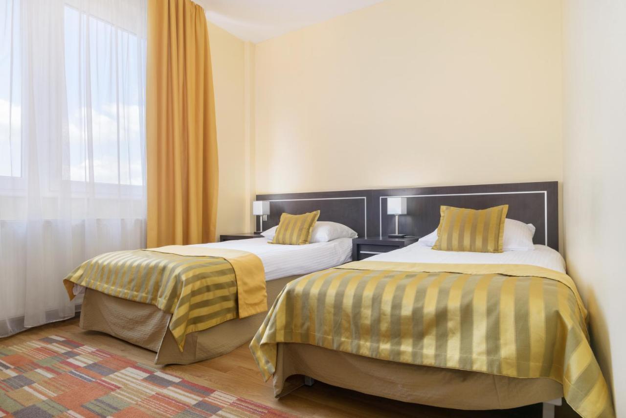 Hotel Safir Poznan Ngoại thất bức ảnh