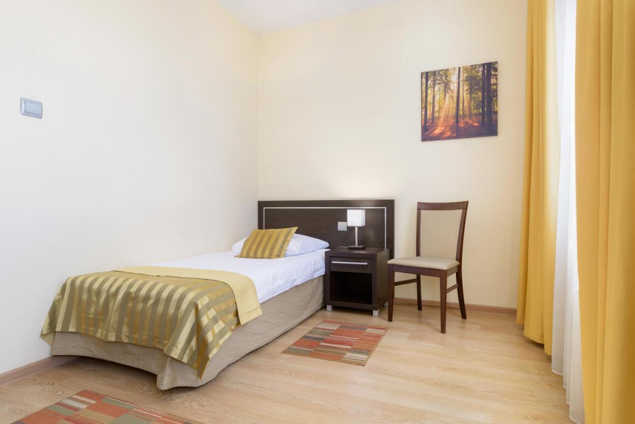 Hotel Safir Poznan Ngoại thất bức ảnh