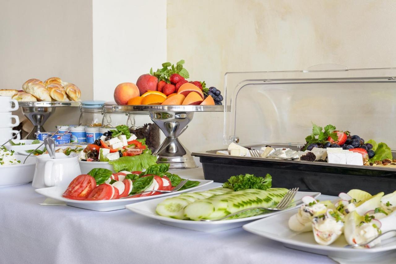 Hotel Safir Poznan Ngoại thất bức ảnh