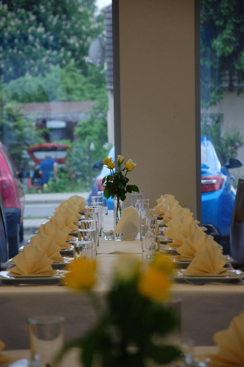 Hotel Safir Poznan Ngoại thất bức ảnh